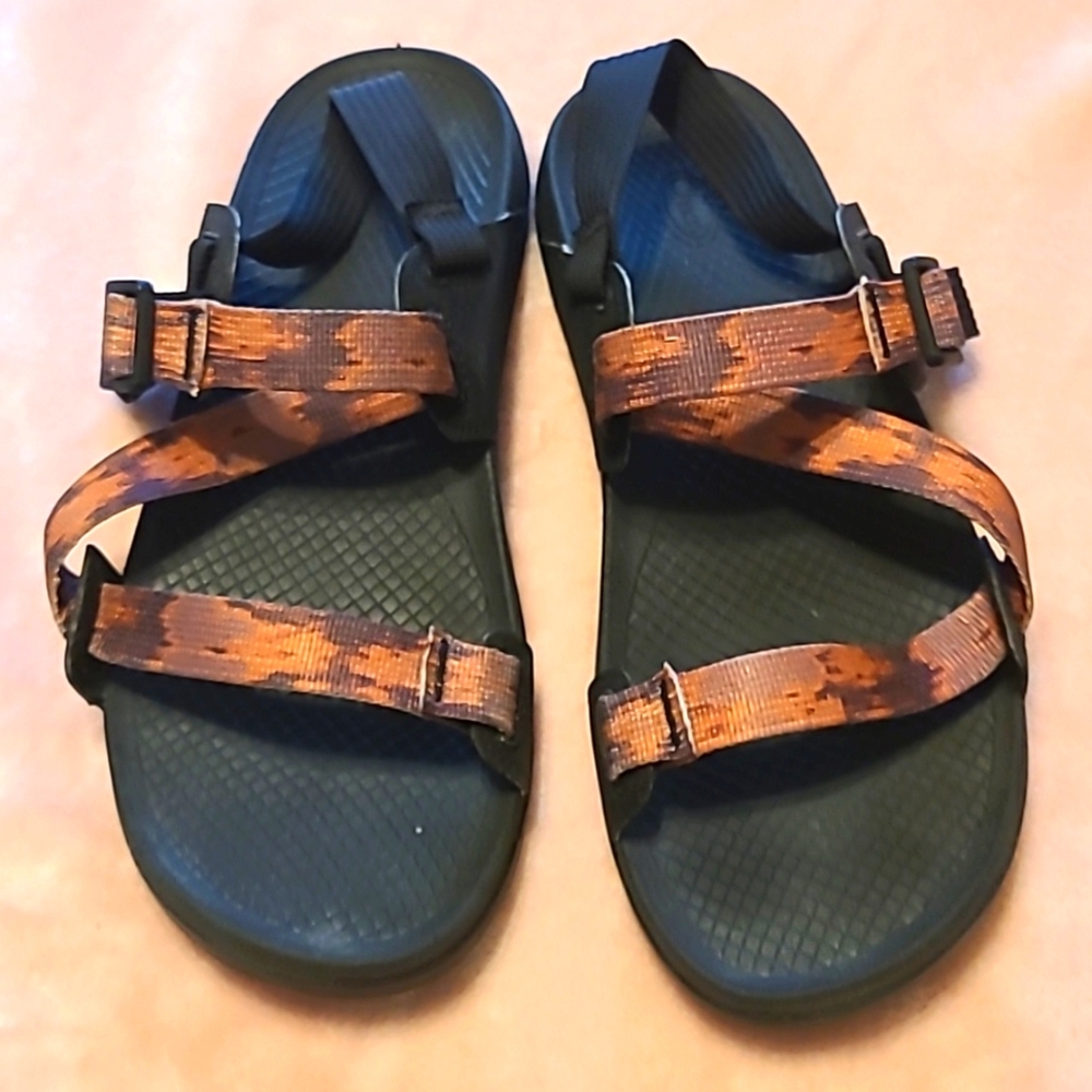 Chaco Lowdown Sandals size 9